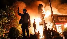 Estados Unidos: estalla la indignación por el asesinato policial en Minneapolis