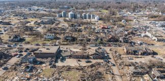 Tornados en Estados Unidos: ¡trabajadores asesinados por el capitalismo!
