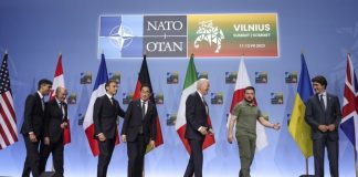 Cumbre de la OTAN: Zelenski llama a la puerta y ésta permanece cerrada