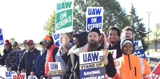 Acuerdos en el sector del automóvil en EEUU: ¿Qué logró la huelga del UAW?