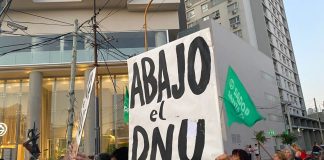 Luchemos por la Libertad – Luchemos por el Comunismo.