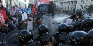 ¡Abajo la represión y el Gobierno del ajuste!