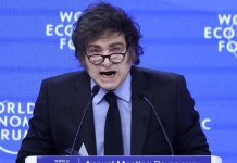 La motosierra para los trabajadores, los dólares para la casta