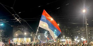 Serbia: ¡El primer ministro ha dimitido, el presidente debería ser el siguiente!