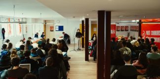 Escuela revolucionaria de París: ¡Un éxito sin precedentes!