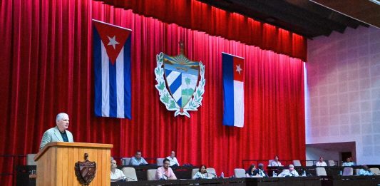 Sometida a intolerable presión imperialista – Cuba avanza a la restauración capitalista