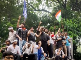 El auge de las «Cucarachas» de India: ¡no nos retiraremos hasta que caiga Modi!