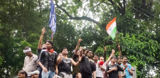 El auge de las «Cucarachas» de India: ¡no nos retiraremos hasta que caiga Modi!