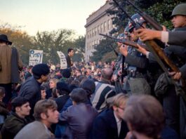 El movimiento contra la guerra de Vietnam: cuando el coloso tembló