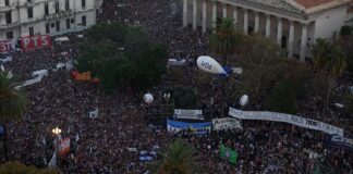 ¡Como en Francia y España, todos a las calles este 15 de octubre! ¡Fuera Milei y su decretazo!