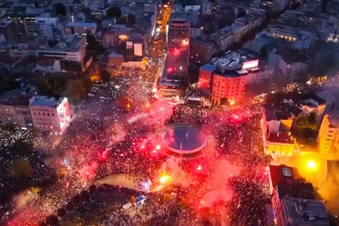 serbia masas movilizadas